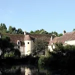 Ferme-chateau De & Bed & Breakfast