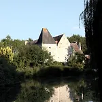 Ferme-chateau De & Bed & Breakfast 3*