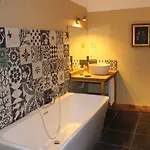 Ferme-chateau De & Bed & Breakfast