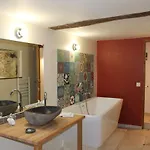 Ferme-chateau De & 3* Cordey