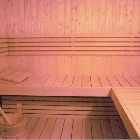 לינה וארוחת בוקר Ferme-chateau De & Cordey