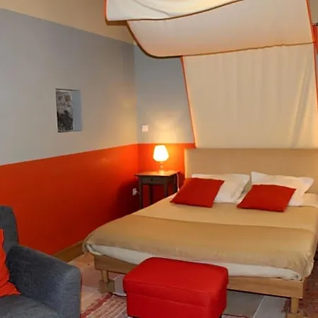 Bed & Breakfast Ferme-chateau De & 3*