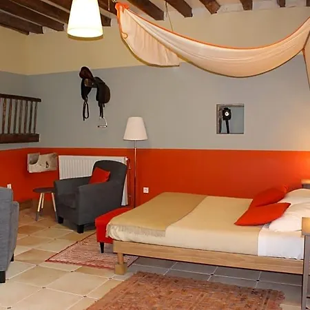 Ferme-chateau De & Bed & Breakfast