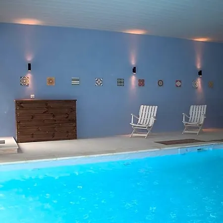 Bed & Breakfast Ferme-chateau De & 3*
