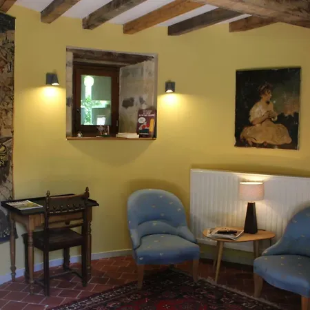 Bed & Breakfast Ferme-chateau De & Cordey