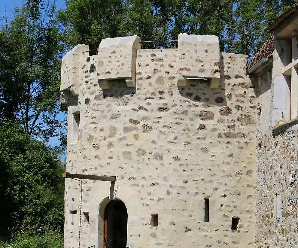 Ferme-chateau De & 3*